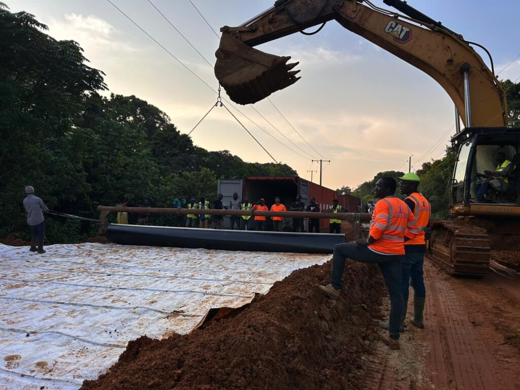 Réalisation de l'étanchéité de la route Ntoum–Cocobeach au Gabon